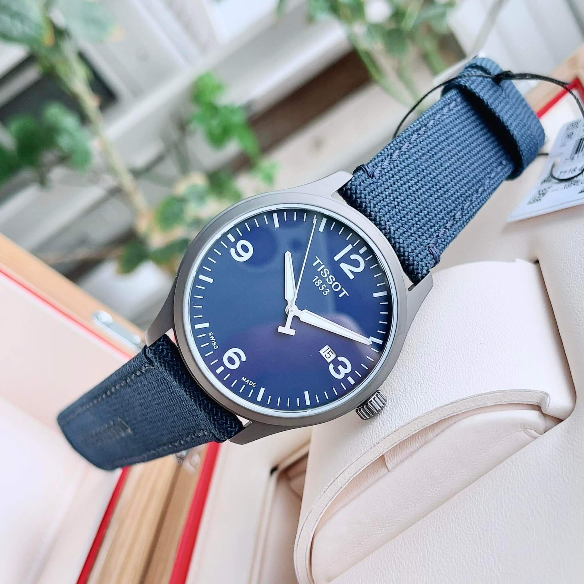 tissot-t1164103704700-t116-410-37-047-00-size-42