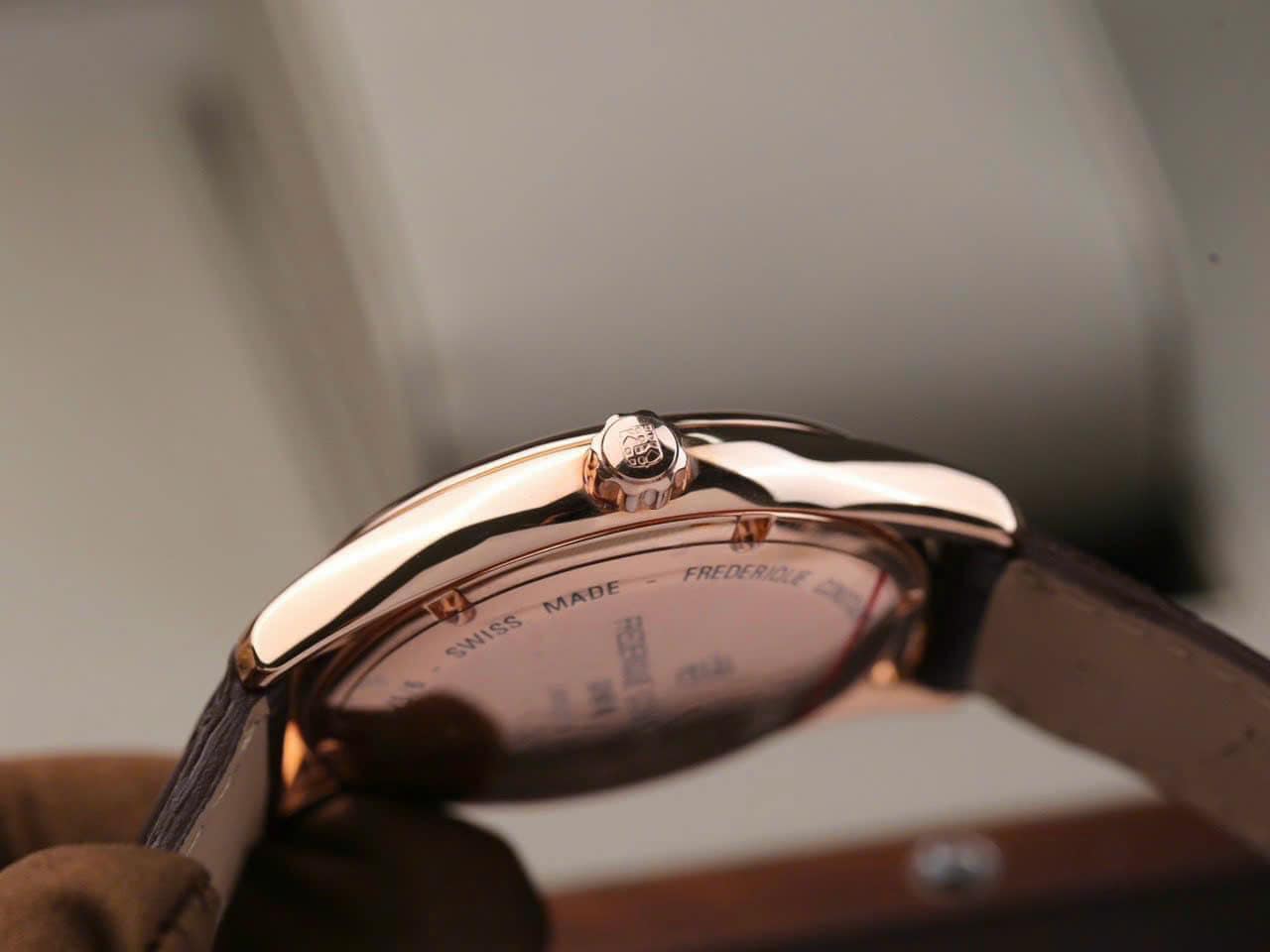 frederique-constant-303v5b4-size-40-3